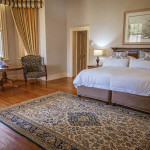 Superior Manor House Suite