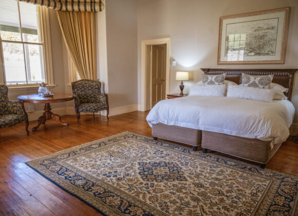 Superior Manor House Suite